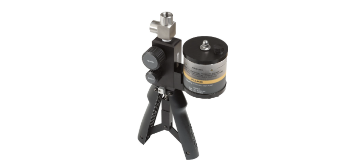 SMI Instrumenst Product FLUKE - 700HTP-2 Hydraulic Test Pump, -0.87 to 690 bar (-12.7 to 10,000 psi)